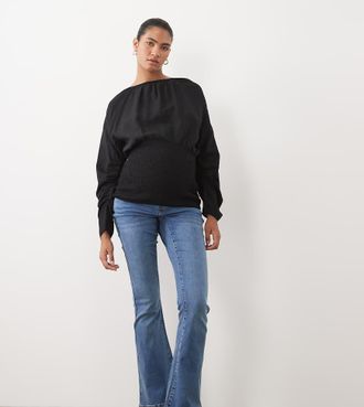 Mama Licious Mamalicious jeans flare premaman sopra il pancione in denim blu medio