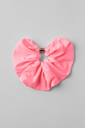 Alo | Bead It Oversized Scrunchie in Neon Bubblegum Pink