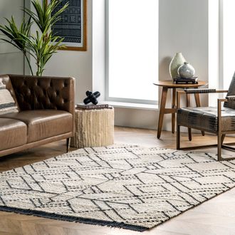 nuLOOM Carlina Modern Geometric Soft Shag Fringe Area Rug