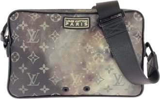 Louis Vuitton Black Gray Leather Monogram Messenger Bag Shoulder Bag (Pre-Owned)