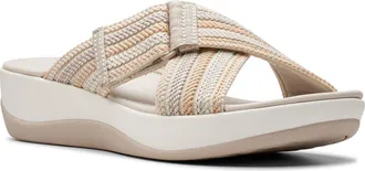 Clarks Arla Wave Sandal in Beige Combo at Nordstrom Rack, Size 8.5