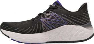 New Balance Mens Vongo V5 Running Shoe In Black/deep Violet