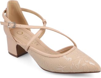 Journee Collection Women & apos;s Galvinn Medium and Wide Width Pumps