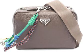 Prada Borsa a spalla con placca logo - Grigio