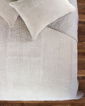 Melange Home Tamara Velvet Quilt Set