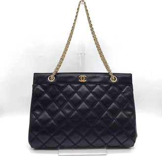 Chanel Black Leather Tote Bag (Pre-Owned)
