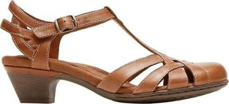 Cobb Hill Womens Aubrey Sandal In New Tan
