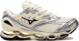 Mizuno sneakers