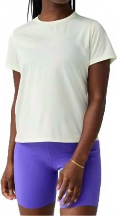 Brooks Dash Short Sleeve Tee In Luminary