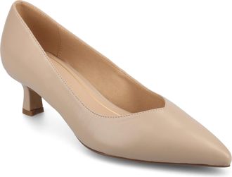 Journee Collection Women & apos;s Pammie Medium and Wide Width Pumps