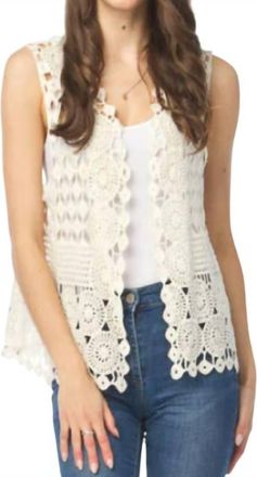 Papillon Crochet Open Vest In Cream