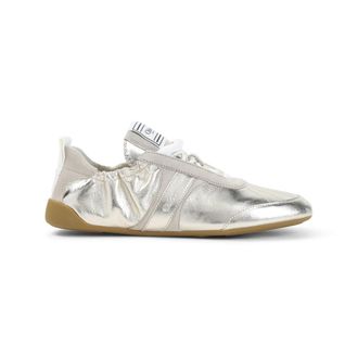 Chlo&eacute; Silver Leather Kick Sneakers