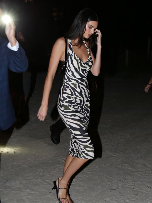 abiti in saldo online