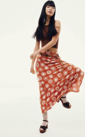 Twik Womens Side-slit textured crepe maxi skirt