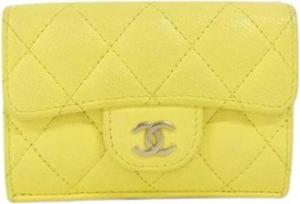 Chanel Pre-owned Wallets, female, Yellow, Size: ONE SIZE Pre-owned Timeless Classic Caviar Skin Wallet