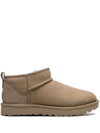UGG Classic Ultra Mini laarzen met plateauzool - Beige