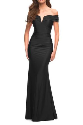 La Femme Ruched Off the Shoulder Gown with V Neckline in Black at Nordstrom, Size 00