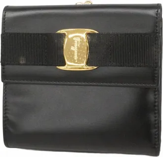 Ferragamo Black Leather Wallet (Bi-Fold) (Pre-Owned)