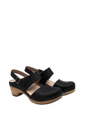 Dansko Womens Lucia Clog In Black