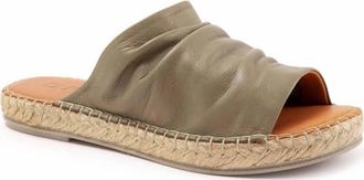 Bueno Womens Nice Sandal In Sage