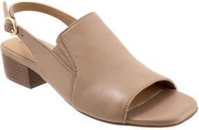 Trotters Nila Slingback Sandal in Taupe at Nordstrom Rack, Size 10.5