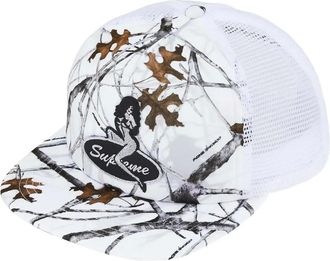 SUPREME Truckerpet met boomprint - Wit
