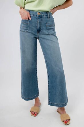 Kut from the Kloth Meg Wide Leg Jeans In Totally Patch Pocket