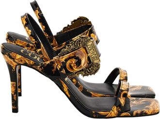 Versace Jeans Couture Baroque Print Buckle Sandalen - Dames - Sandalen met hakken - Zwart - 35 EU - Schoenen