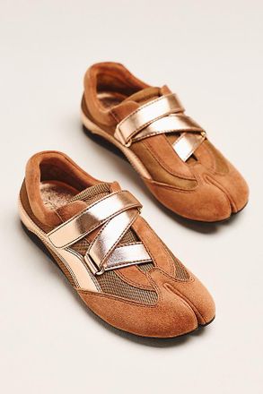 Jeffrey Campbell Planeta Split Toe Sneakers