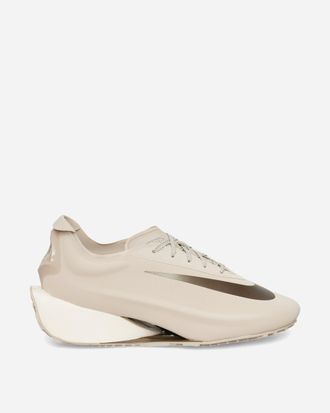 Nike Women s First Sight Noir Sneakers Cream II / Chalk / Dark Hazel