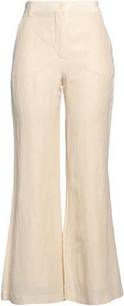 By Malene Birger PARTES DE ABAJO - Pantalones en YOOX.COM