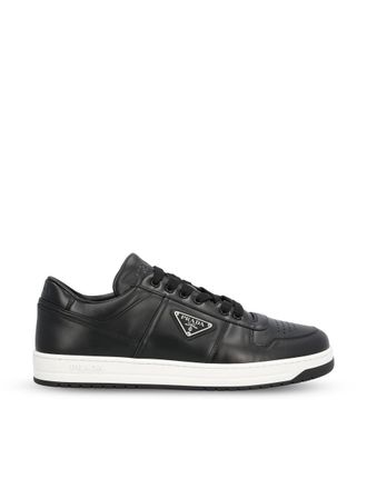 シューズ・サンダルその他 Prada Black fabric and mesh low-top sneaker Prada Black fabric and mesh low-top sneaker | TheDoubleF