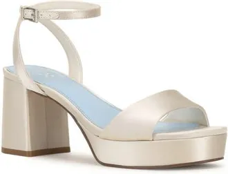 Vince Camuto Pendreya Platform Sandal in Milk at Nordstrom, Size 5.5