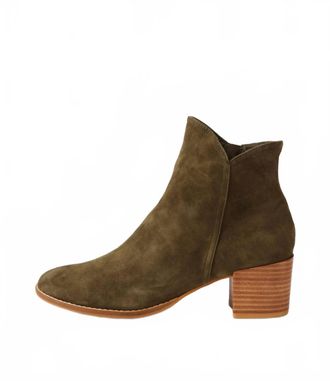 Django & Juliette Womens Mockas Ankle Boots In Olive Suede