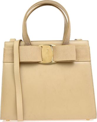 Ferragamo Convertible Vara Bow Tote Leather Beige Leather Handbag (Pre-Owned)