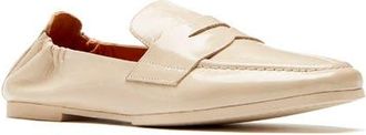 La Canadienne Kitson City Dry Penny Loafer in Beige Crushed at Nordstrom, Size 6.5