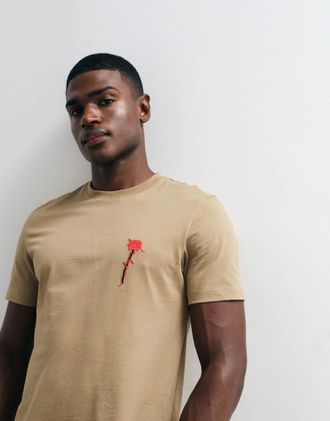 HUGO BOSS HUGO Red - T-shirt vestibilit&agrave; classica beige con stampa di rosa sul petto-Neutro