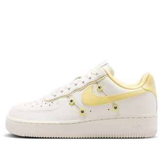 Nike (WMNS) Nike Air Froce 1 07 Sail Soft Yellow IW2348-170