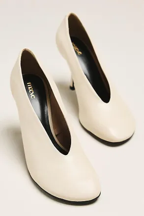 Maeve Easy Leather Pumps