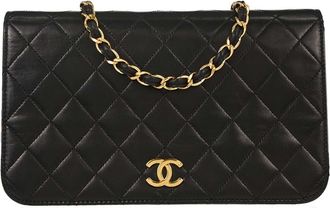 Chanel Vintage Full Flap Quilted Lambskin Black Leather Handbag (Pre-Owned)