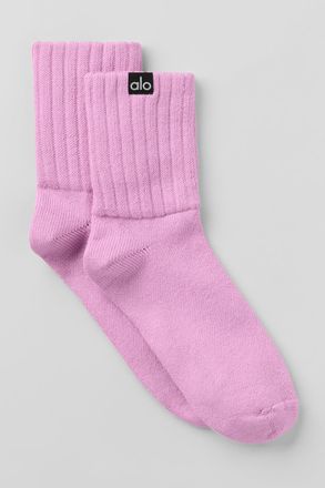 Alo | Half-Crew Scrunch Socks in Candy Heart Pink, Size: Medium