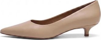 Cesare Gaspari Kitten Heel Pumps met Puntige Neus - Dames - Pumps - Beige - 36 EU - Leer - Schoenen