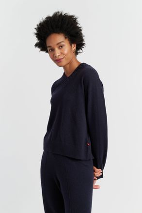 Chinti and Parker Navy Wool-Cashmere Ribbed V-neck Sweater