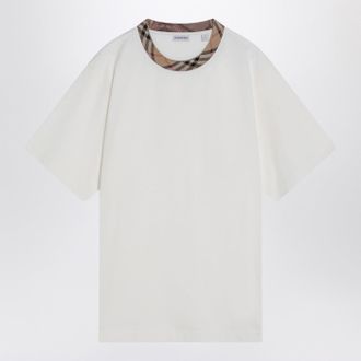 Burberry White Cotton T Shirt With Check Finishes