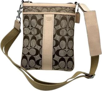 Coach Pre-owned Cross Body Bags, female, Beige, Size: ONE SIZE Pre-owned Signature Shoulder Bag 6016