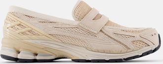 New Balance 1906L Shoes