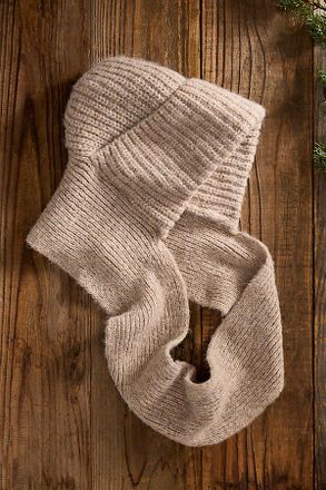 Terrain Cozy Hooded Scarf
