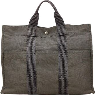 Herm&egrave;s Gray Canvas Tote Bag (Pre-Owned)