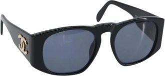Chanel Pre-owned Accessories, female, Black, Size: ONE SIZE Pre-owned Vintage Sunglasses