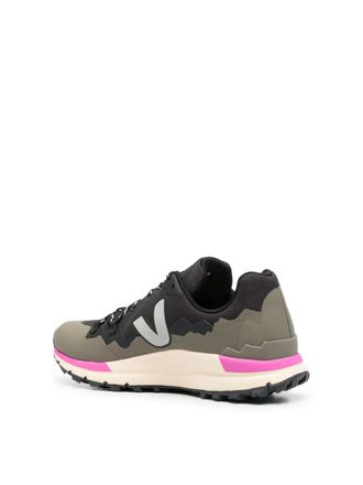 Veja Womens Fitz Roy Trek-Shell Sneakers Black Textile
